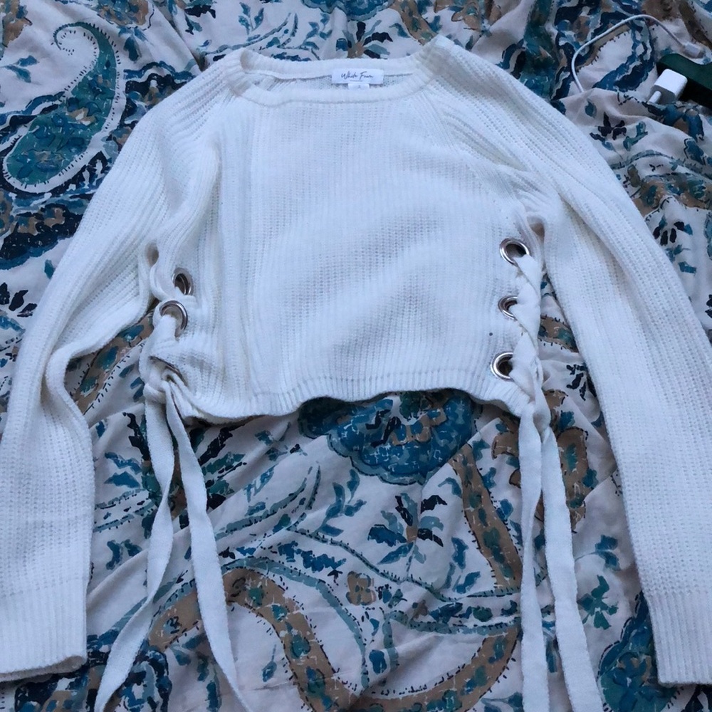 cropish white sweater white fawn